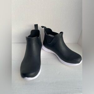 Chooka Women's Waterproof Neoprene Lakemont Slip-on Boot